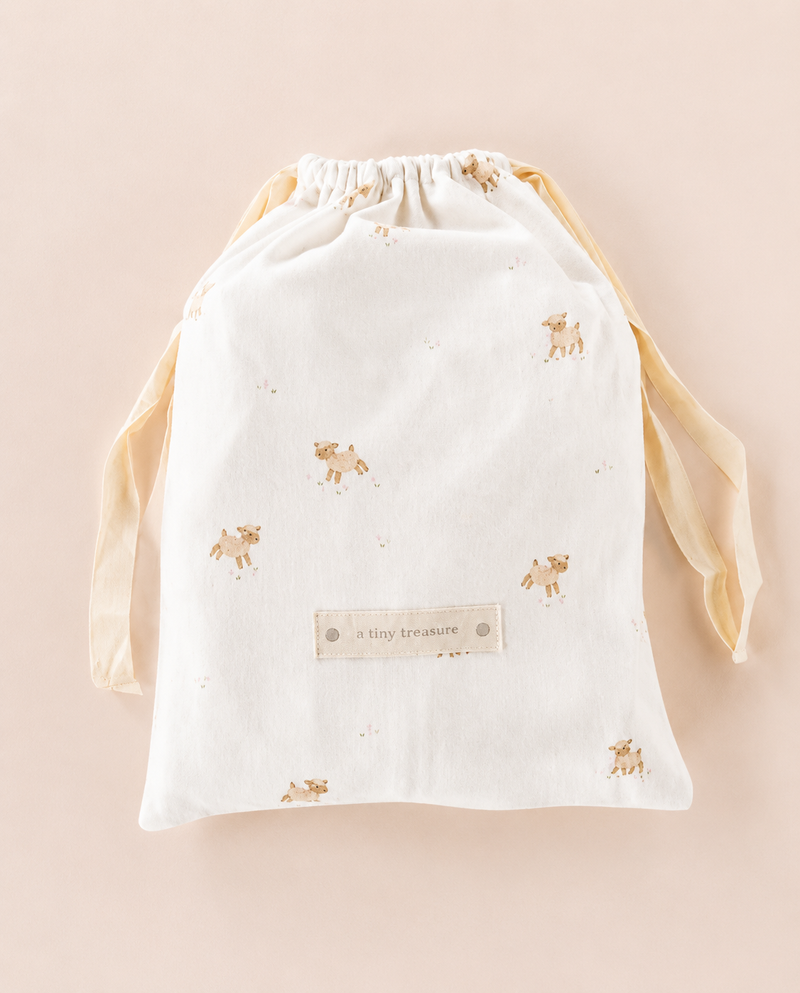 Layette Gift Set - Lamb and Bow (0-3mo)